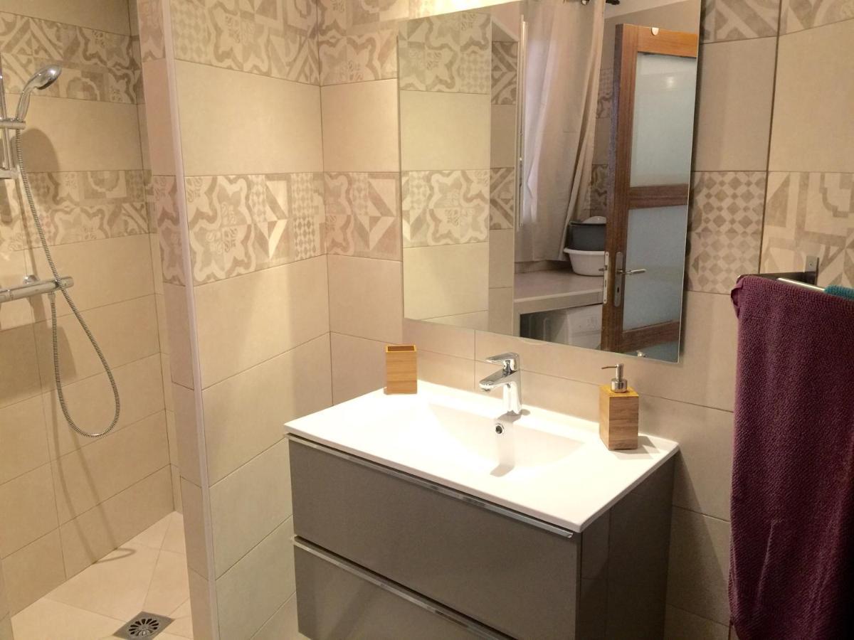 Appartement Renove Aux Portes De St Tropez Gassin Bagian luar foto